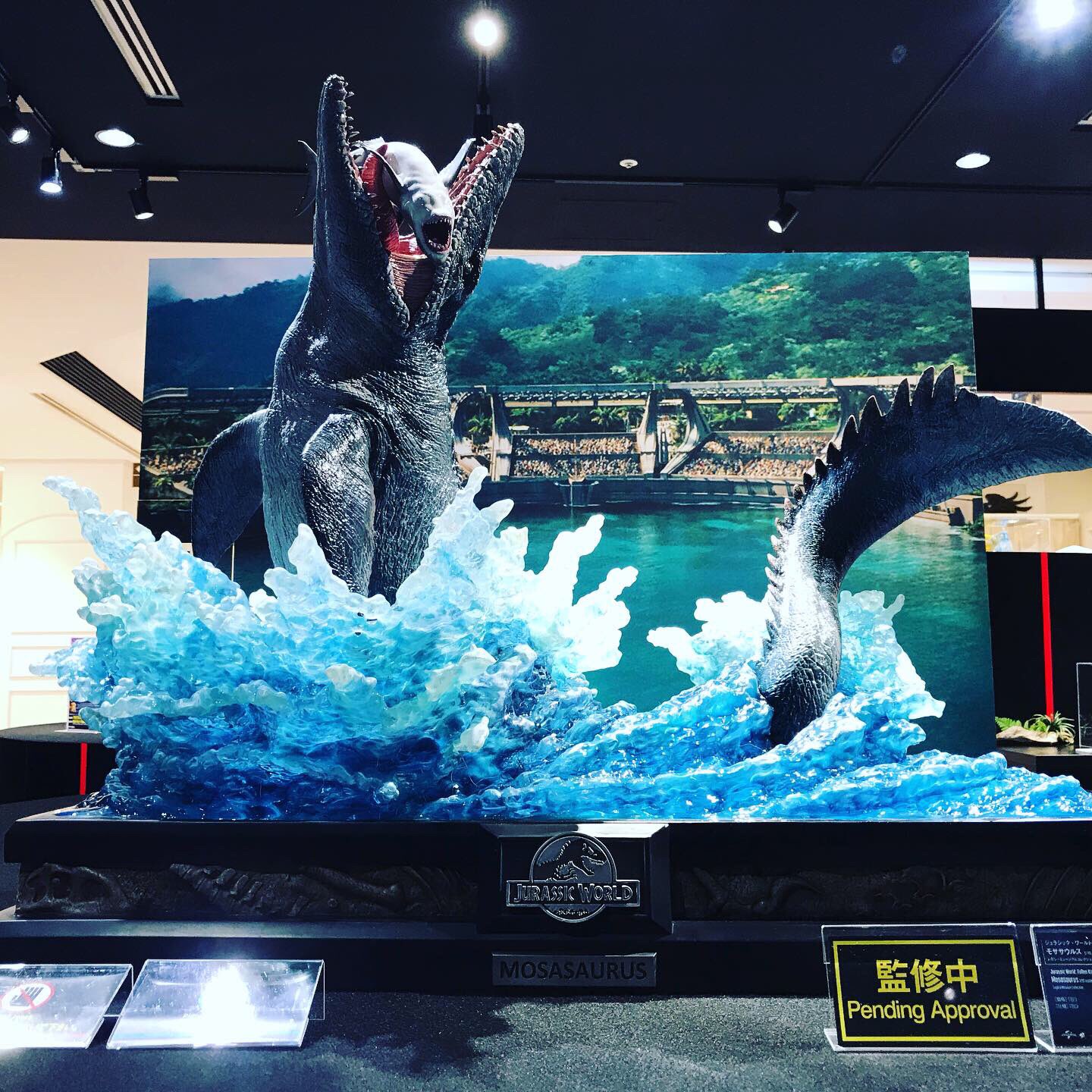 อลังการงานโชว์ กับธีมสวน Jurassic Park ที่จัดแสดงโชว์อยู่ที่ช็อป Prime1Studio ประเทศญี่ปุ่น
