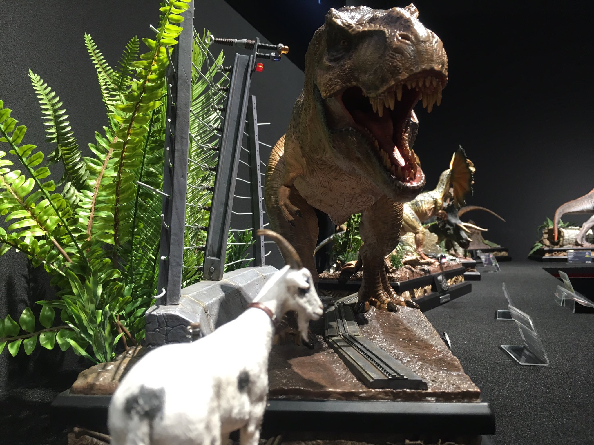 อลังการงานโชว์ กับธีมสวน Jurassic Park ที่จัดแสดงโชว์อยู่ที่ช็อป Prime1Studio ประเทศญี่ปุ่น