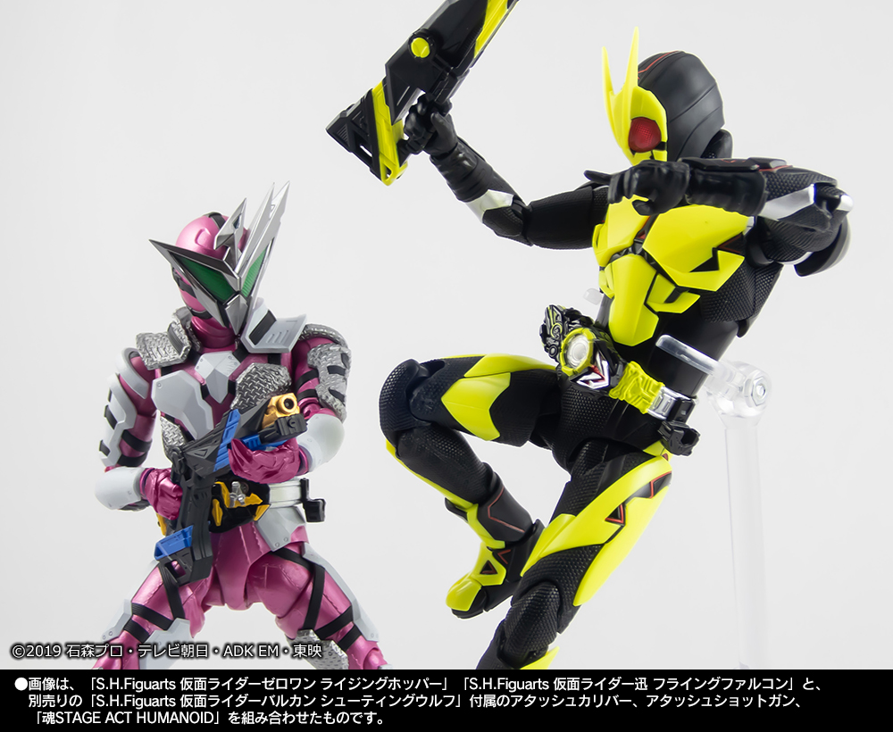 ภาพพรีวิวสินค้างาม ๆ กับ SHFiguarts Kamen Rider Sting Scorpion และ Flying Falcon